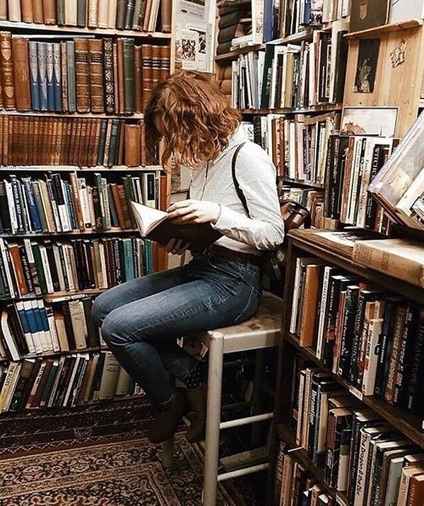 7. Весы: юрист