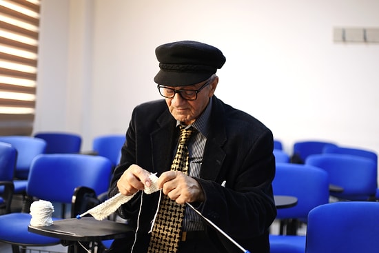 60 Yaş Üzerindeki İnsanların Daha İyi Yaşam Sürebilmeleri Adına Fark Yaratıyorlar: Tazelenme Üniversitesi