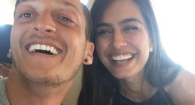 5. Mesut Özil – Amine Gülşe