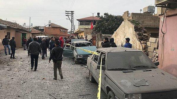 NTV canlı yayınına bağlanan Reyhanlı Belediye Başkanı, olayda bir kişinin hayatını kaybettiğini, 2’si ağır 32 kişinin de yaralandığını ifade etti.