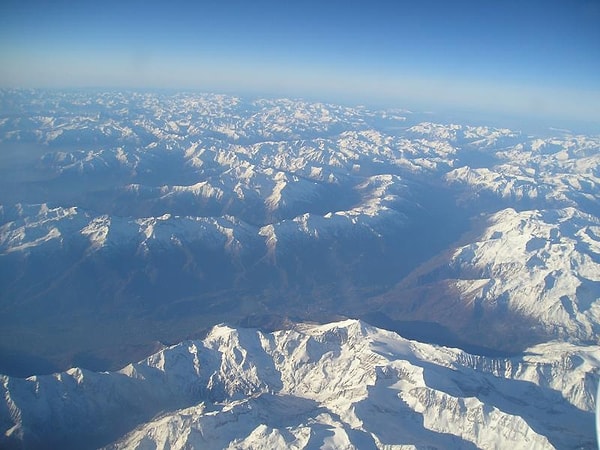 10. 80% территории Италии занимают горы