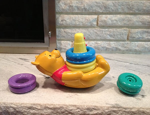 29. Ведь кто-то же дал зеленый свет производству этой игрушки...