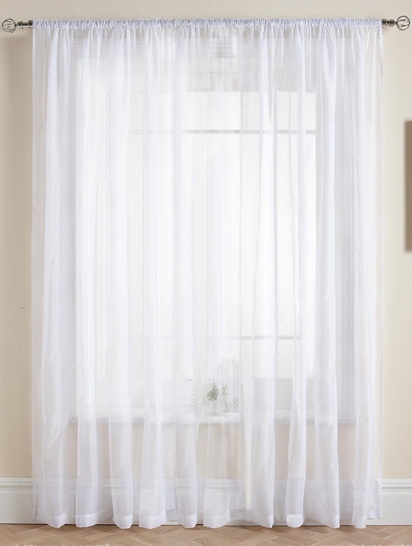 1. Итак, первый вопрос: к какому роду относится существительное «тюль»?