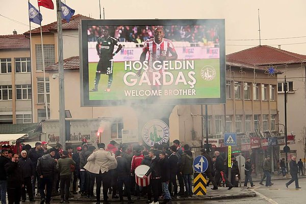 4. "Hoş geldin gardaş."