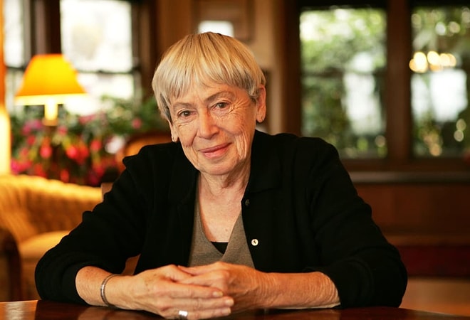 Fantastik Edebiyatın Usta Kalemi Ursula Le Guin Hayata Veda Etti