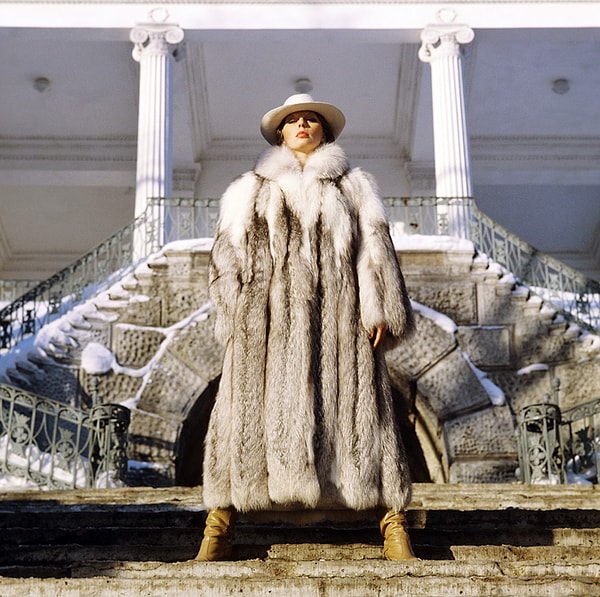 10. Платиновая шуба из лисьего меха, которая демонстрировалась в Ленинградском доме моделей одежды (1982)