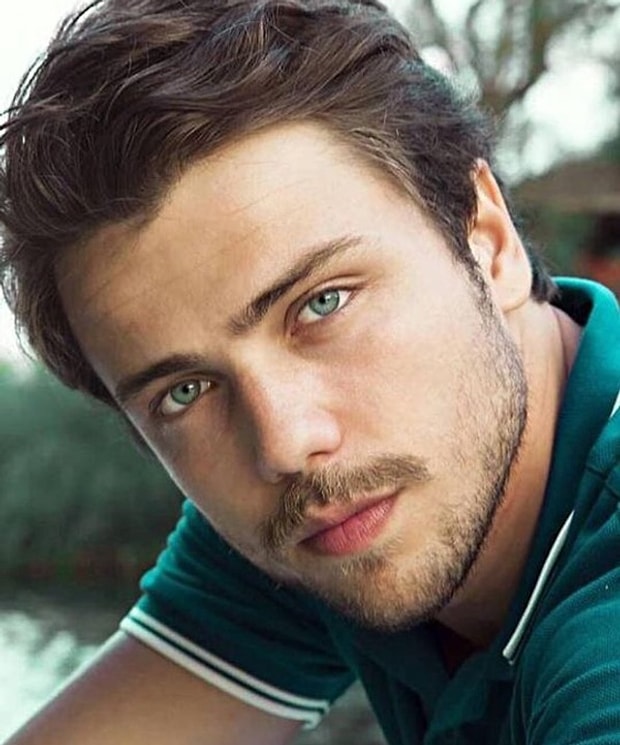 Tolga Sarıtaş