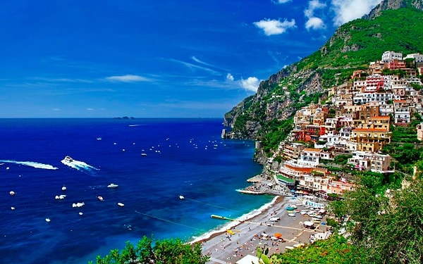 10. И последний вопрос: в какой стране разговаривают на неаполитанском языке?