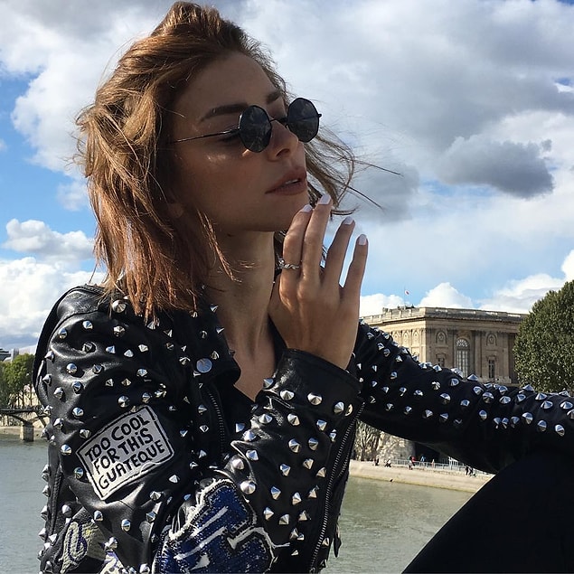 4. Merve Boluğur