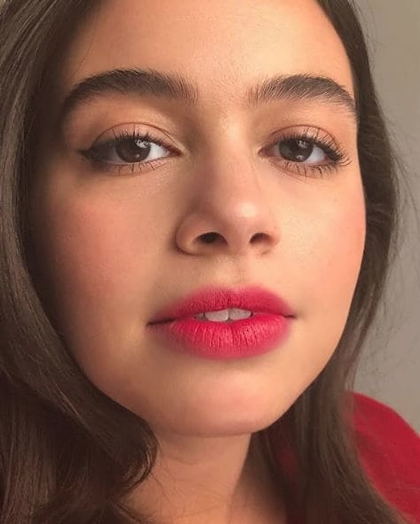 10. Эффект "зацелованных" губ