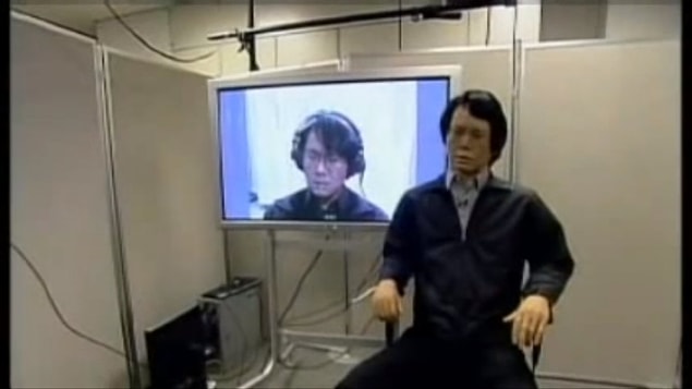 4. Osaka Üniversitesi profesörü Hiroshi Ishiguro'nun kendi replikası.