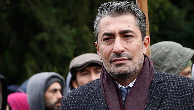 5. Gelelim haftanın talihsiz ünlülerine... Erkan Petekkaya'nın başına gelenler, pişmiş tavuğun başına gelmemiştir!