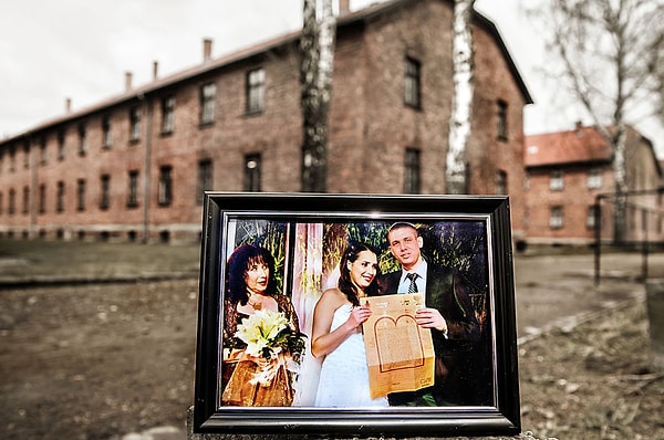 8. Внучка Мириам в день своей свадьбы