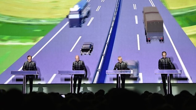 En İyi Dans/Elektronik Albümü: ''3-D The Catalogue'' - Kraftwerk