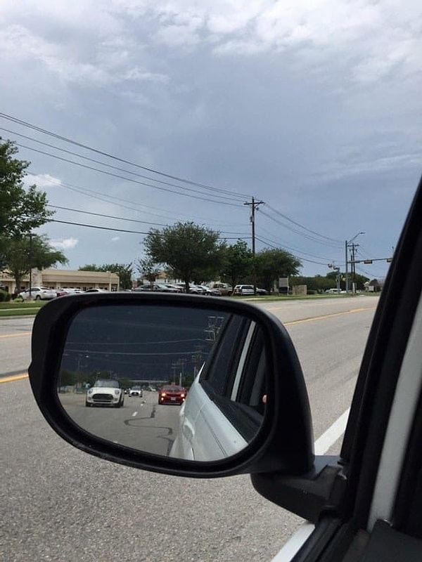 8. Когда на город надвигается шторм