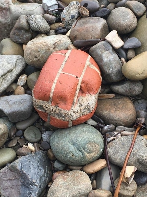 14. Все еще не верите, что вода камень точит?