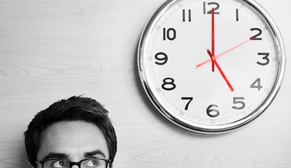 3. Босс просит вас поработать в майские праздники, чтобы доделать важный для компании проект. Вы: