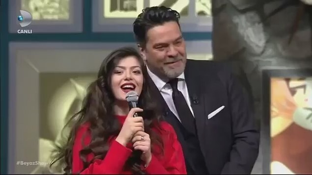 Neyse... Zaten diğer video ünlüleri gibi kendisini Beyaz Show'da veya Hayrettin'de görürüz.
