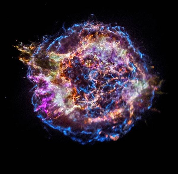 17. Süpernova patlamasından sonraki kalıntılar