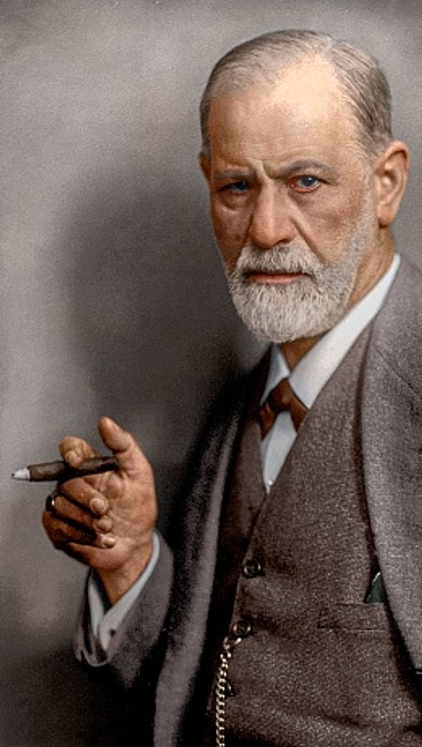 Ваш знаменитый двойник - Зигмунд Фрейд!