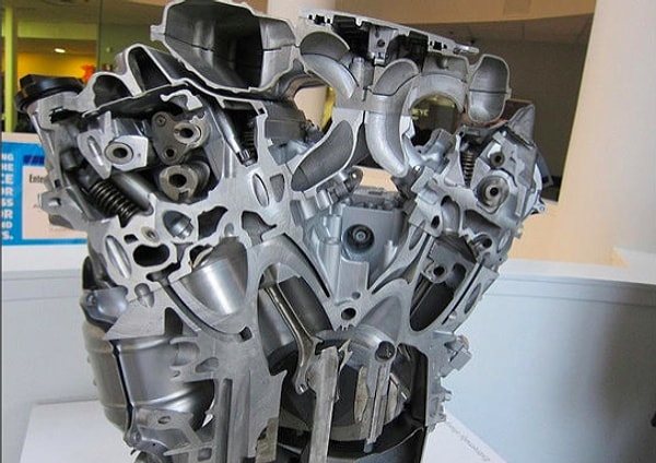 8. Двигатель