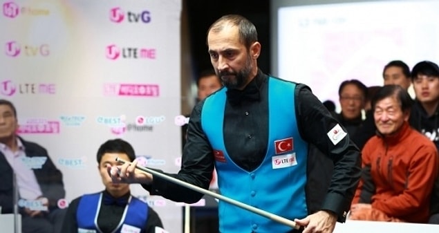 1981 yılında katıldığı İstanbul Bilardo Şampiyonası’nda birinci oldu, 1988’de Türkiye’de gerçekleştirilen ve uluslararası arenada önemli olan bir gösteri turnuvasında tüm camianın ilgisini çekti.