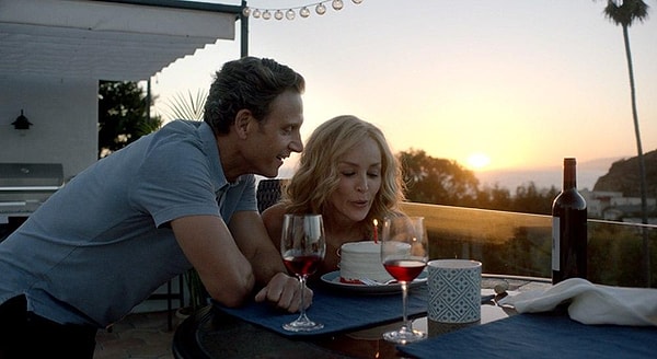 6. "Кое-что на день рождения"