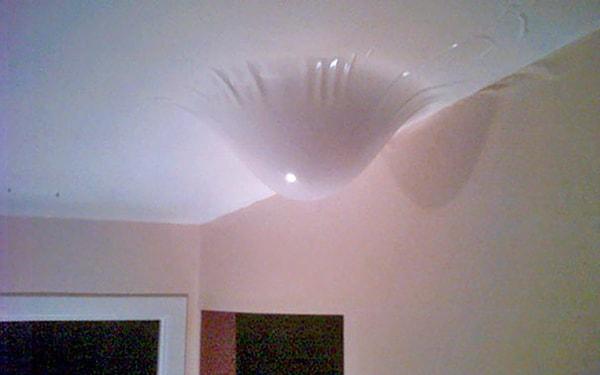 16. "Çatıdan sızan su boyayla duvar arasında sıkıştı. Şimdi ne yapmak lazım?"