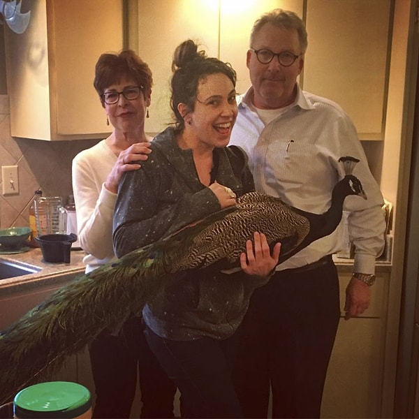 12. Кстати: красавцу Декстеру все же удалось попасть в Лос-Анджелес. Вместе с Вентико они совершили невероятную поездку на машине через всю страну! 🙏