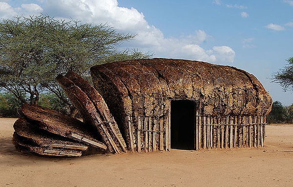 2. Вот вам и дом в форме хлеба!