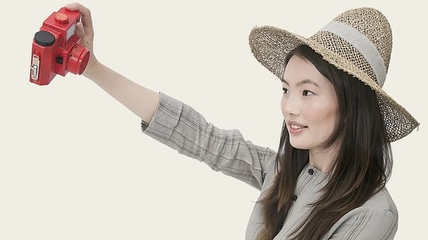 9. Все необходимые исследования проводились в Индии, поскольку именно там проживает большинство пользователей Facebook и именно в Индии больше всего смертей во время фотографирования себя любимого!