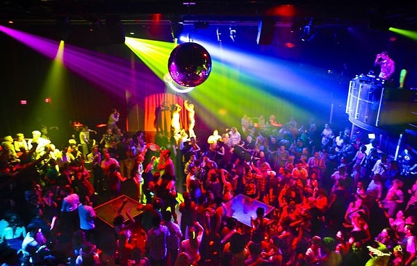 Ваш стиль - развязные танцы!