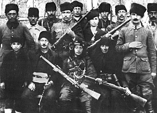 Fakat kağıt üstündeki hesaplar tutmamıştı. 15 Mayıs 1919'da İzmir'in işgalinde yaşanan vahşeti gören Türk halkı, silahlı savunmadan başka bir seçenek kalmadığını düşünmeye başladı.
