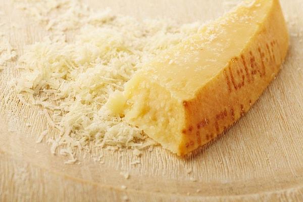 5. Parmesan peyniri