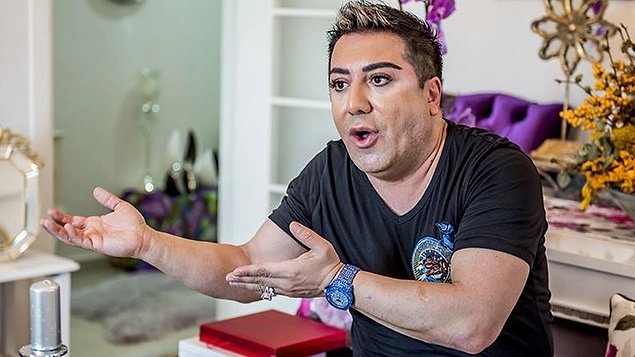 Haftanın en son ve çirkin skandalı ise Murat Övüç'ten...