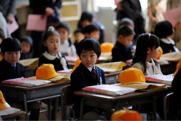 Japonya'da İlköğretim Okullarında Velilere Gönderilen, Çocukların Uyması Beklenen 'Davranış Listesi' S-6dfc71a7f9d19a33eeed09a0ad958063fbe6ebfb
