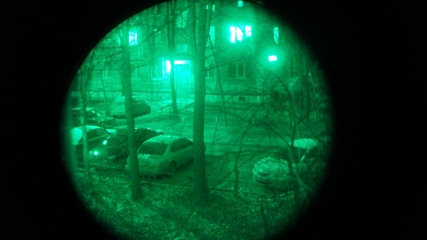 3. Для мужчин разглядеть детали в полумраке проще, чем для женщин