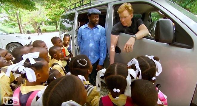 Küçük Bir Kızdan Haiti'yi Ziyaret Eden Conan O'Brien'a: 'ABD'nin Yardımına İhtiyacımız Yok, Zenginliklerimizi Aldınız'