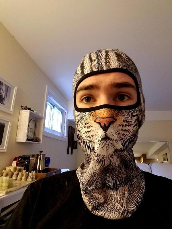 5. Человек-кот