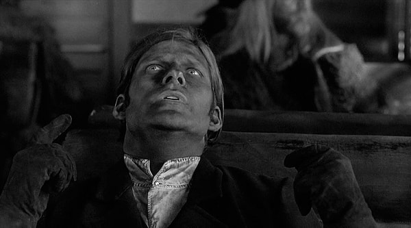 11. Чувствовали ли вы себя когда-либо мёртвым?