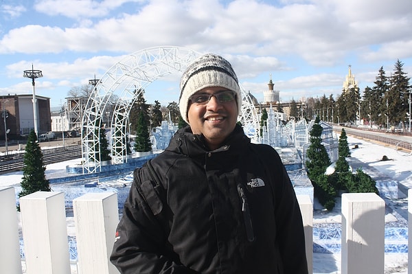 2. Аджай Камалакаран, писатель, Индия