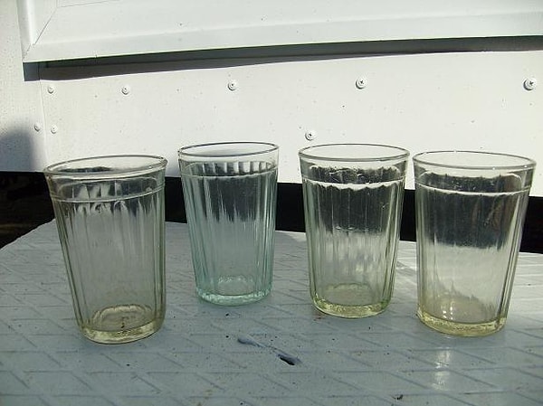 8. Сколько граней было у классического граненого стакана?