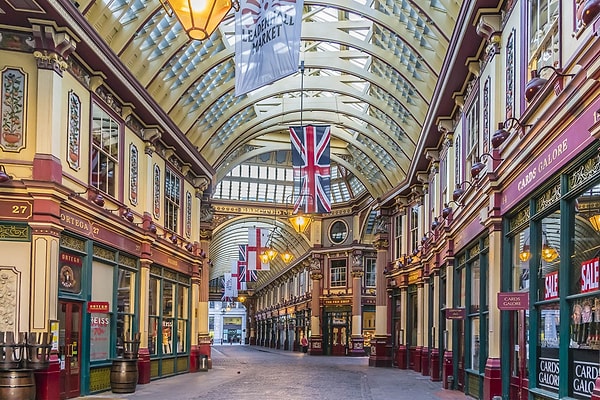 8. Как называется самый знаменитый универмаг в Лондоне?