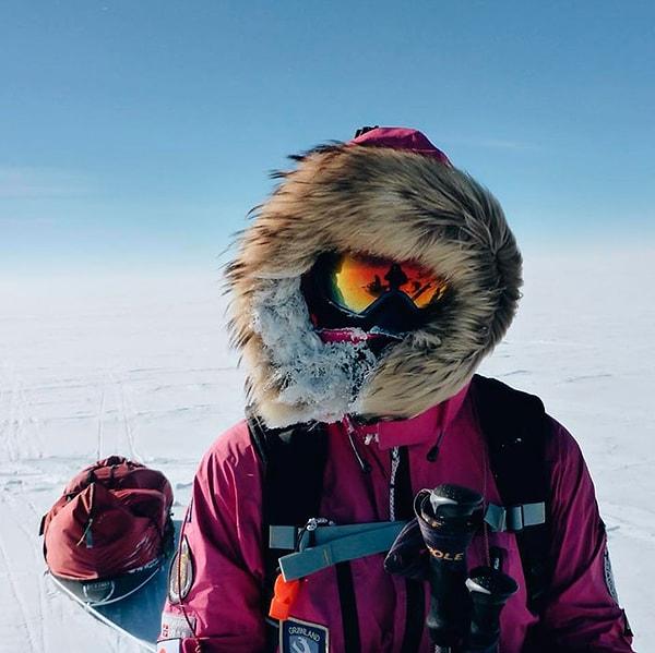 Genç kayakçı Jade Hameister 1.300 km'lik Kuzey Kutbu, Güney Kutbu ve Grönland "ice sheet" maratonunu tamamlayan en genç isim oldu...