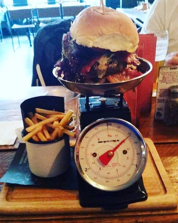 7. Ну а здесь происходит что-то совсем непонятное 😐