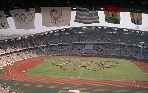 2. Güney Kore ikinci kez Olimpiyat Oyunları'na ev sahipliği yapıyor.
