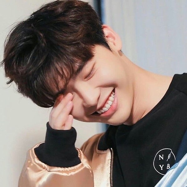 5. Ulzzang по-корейски означает «красивое лицо», одновременно являясь сленгом.