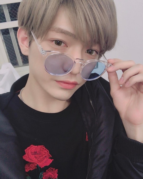 7. Многие молодые люди благодаря конкурсам красоты, проводимым в интернете, стали носить популярный сегодня "титул" Ulzzang и прославились.