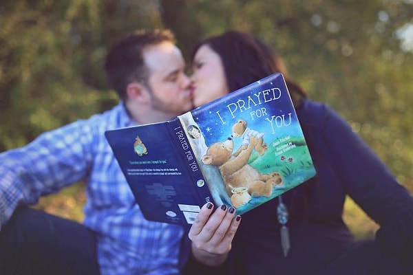 Встретившись со многими кандидатами, паре никто не понравился, поэтому они решили присмотреться к близким им людям.