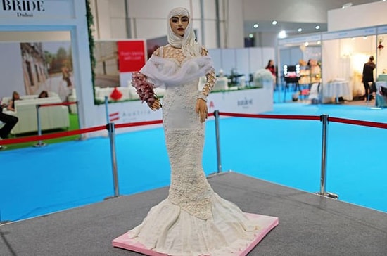 Dubai'de Üretilen 1 Milyon Dolarlık Düğün Pastası